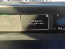 Toyota Prius S - U8102