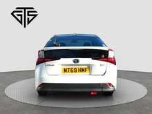 Toyota Prius S - U8103