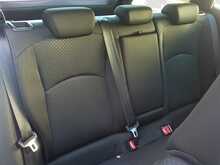 Toyota Prius S - U8103