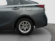Toyota Prius A PremiumTouringSelection 4WD - U8104