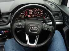 Audi Q5 TDI BlackStyling1st Edition - U8105