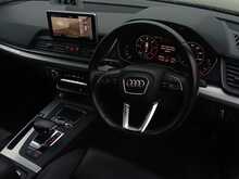 Audi Q5 TDI BlackStyling1st Edition - U8105