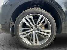 Audi Q5 TDI BlackStyling1st Edition - U8105