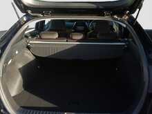 Toyota Prius S - U8106