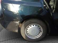 Toyota Prius S - U8106