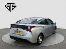 Toyota Prius S - U8107