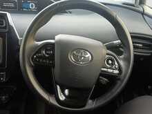 Toyota Prius S - U8107
