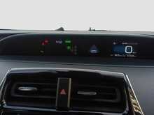 Toyota Prius S - U8107