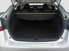 Toyota Prius S - U8107