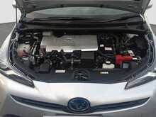 Toyota Prius S - U8107