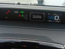 Toyota Prius S - U8107