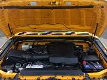 Toyota FJ CRUISER Color Package 4WD - U8108