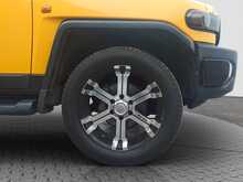 Toyota FJ CRUISER Color Package 4WD - U8108
