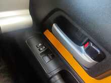 Toyota FJ CRUISER Color Package 4WD - U8108