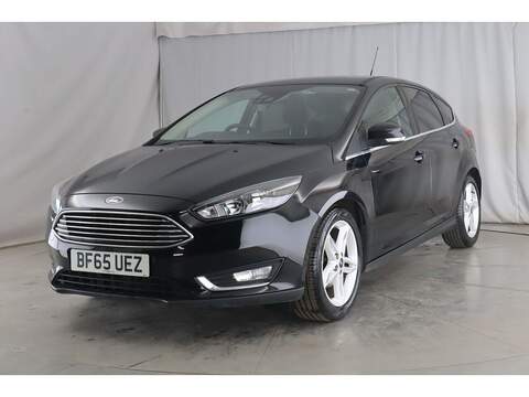 1.0T EcoBoost Titanium Hatchback 5dr Petrol Manual Euro 6 (s/s) (100 ps)