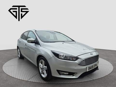 Ford Focus 1.25 Zetec Hatchback 5dr Petrol Manual Euro 5 (82 ps)