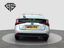 Toyota Prius S - U8175