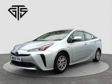 Toyota Prius S - U8175