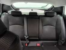 Toyota Prius S - U8175