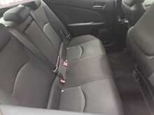 Toyota Prius S - U8175