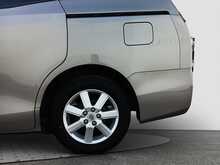 Toyota Voxy X - U8176