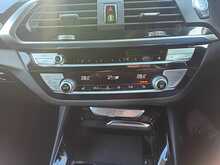 BMW X3 X-Drive 20d M-Sport - U8177