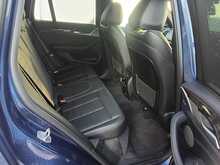 BMW X3 X-Drive 20d M-Sport - U8177