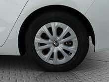 Toyota Prius S - U8178