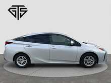 Toyota Prius S - U8180
