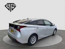 Toyota Prius S - U8180