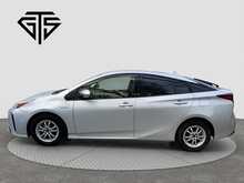 Toyota Prius S - U8180