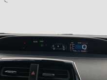 Toyota Prius S - U8180