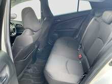 Toyota Prius S - U8180