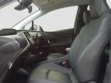 Toyota Prius S Touring-Selection - U8181