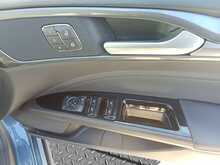 Ford Mondeo TiVCT Titanium Edition - U8189