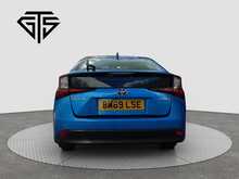 Toyota Prius VVT-h Business Edition Plus - U8191