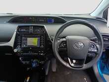 Toyota Prius VVT-h Business Edition Plus - U8191