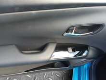 Toyota Prius VVT-h Business Edition Plus - U8191