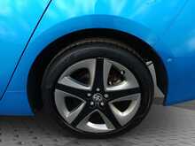 Toyota Prius VVT-h Business Edition Plus - U8191