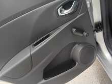 Renault Clio 1.5 DCI 90 PLAY - U8197