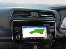 Nissan Leaf N-Connecta - U8203