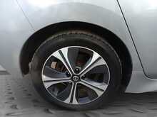 Nissan Leaf N-Connecta - U8203