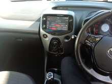 Toyota AYGO VVT-i x-play - U8231