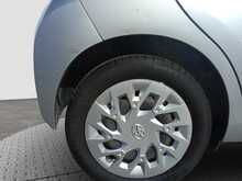 Toyota AYGO VVT-i x-play - U8231