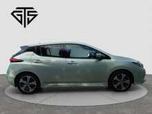Nissan Leaf 2.Zero - U8236