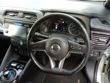 Nissan Leaf 2.Zero - U8236