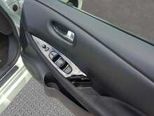 Nissan Leaf 2.Zero - U8236