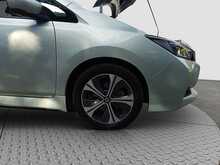 Nissan Leaf 2.Zero - U8236