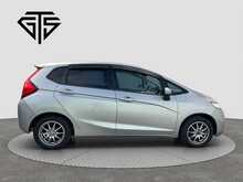 Honda FIT Hybrid F PACKAGE - U8251