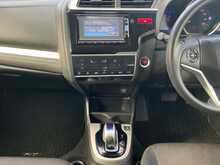 Honda FIT Hybrid F PACKAGE - U8251